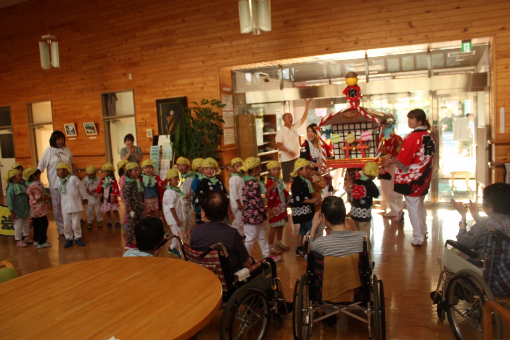それぞれのお祭りに参加して3