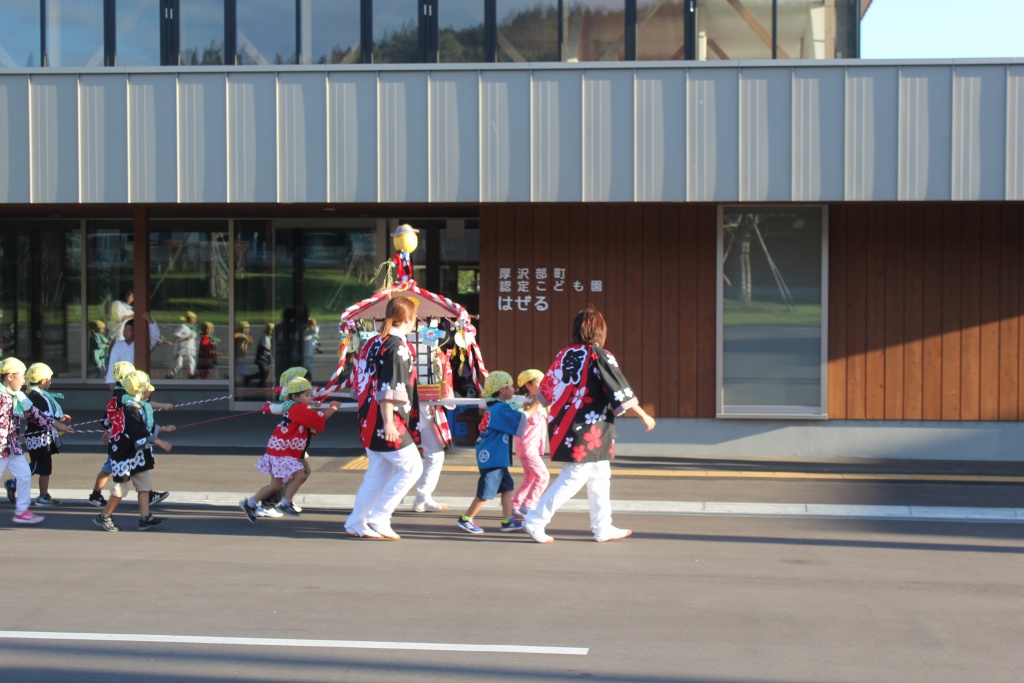 それぞれのお祭りに参加して4