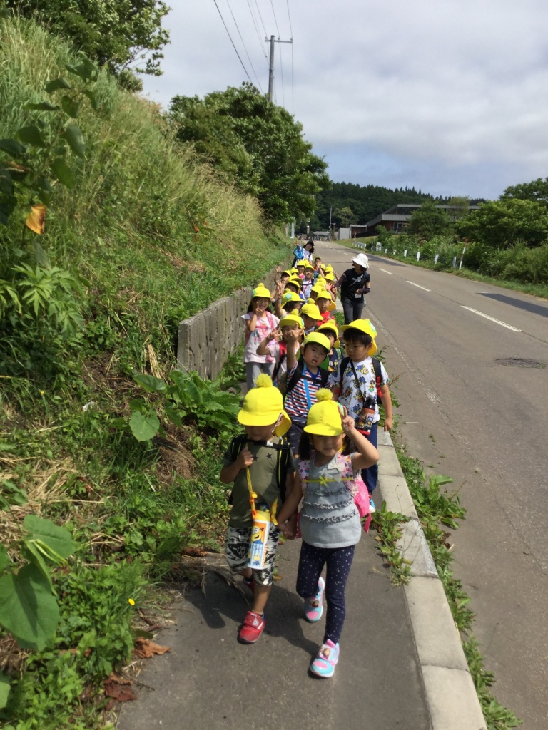 遠足に出かけました８