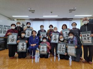 赤いバラの画像