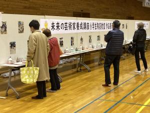 小学生陶芸教室の作品展示